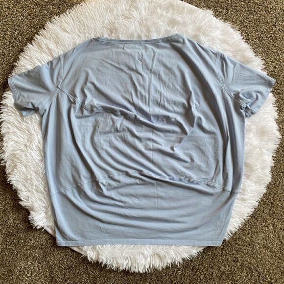 Lululemon Top Relaxed Fit Boat Neck Short Sleeve Lightweight - Picture 2 of 5